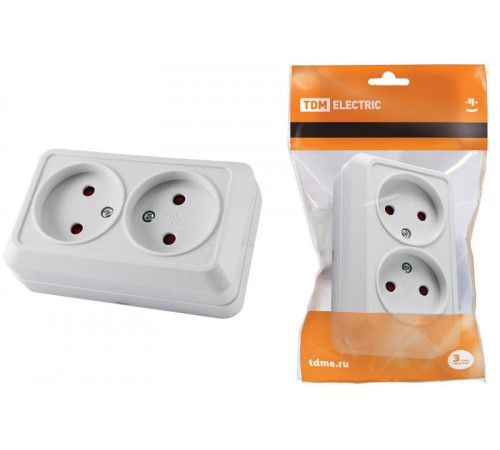 Розетка двойная 2П открытой установки с з/ш IP20 10А, белый "Ладога"   SQ1801-0061  TDM