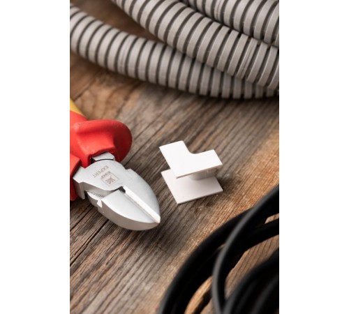 Угол внутренний (16х16) (4 шт) Plast EKF PROxima Белыйibw-16-16x4EKF