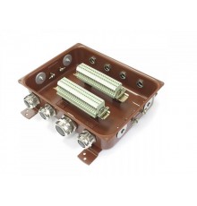 Коробка распределительная монтажная КМ 65-40 УХЛ1,5 латунный ввод IP65  zeta30360  ГОФРОМАТИК