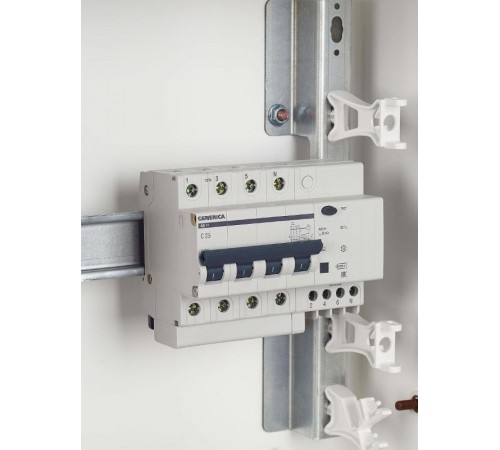 Выключатель автоматический дифференциального тока АД14 4п 25А C 25А тип AC (6,5 мод)  MAD15-4-025-C-030  GENERICA