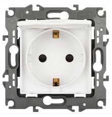 Розетка ЭРА Серия 12 12-2103-01М , с заземлением со шторками с крышкой, 16А-250В, белый матовый   Б0065675  ЭРА