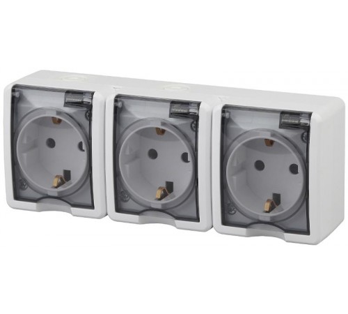 Розетка 11-2406-01  3-ая с заземлением IP54, шторки, 16АХ-250В, ОУ, Эксперт, Белый Б0020722  ЭРА