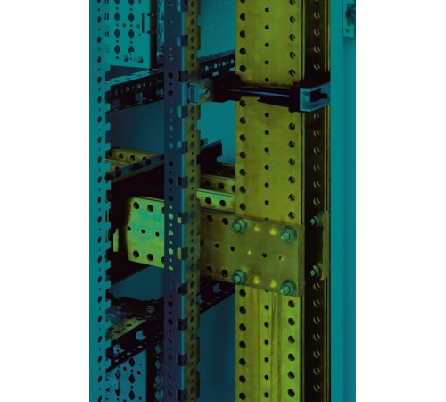 Стойки Монтажные, Набор, 2 Шт.  047480  Legrand