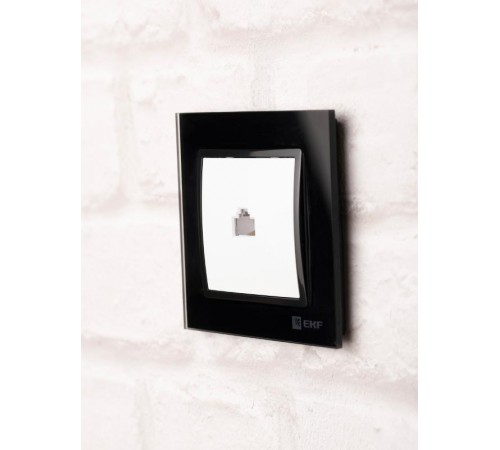Минск Рамка 1-местная стеклянная черная Basic  ERM-G-401-70  EKF