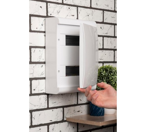 Щит распределительный навесной ЩРН-П-24 "SlimBox" белая дверца IP41 PROxima  sb-n-24w  EKF