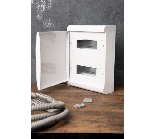 Щит распределительный навесной ЩРН-П-24 "SlimBox" белая дверца IP41 PROxima  sb-n-24w  EKF