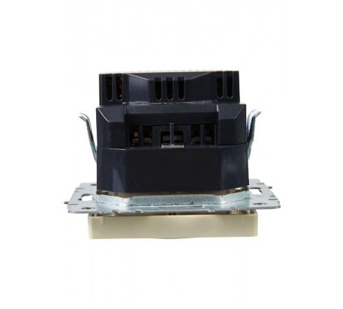 BRITE Розетка с заземлением со шторками 16А с USB A+A 3,1А РЮш10-2-БрКр бежевый  BR-R14-16-U21-D31-K10  IEK