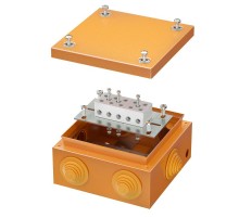 Коробка распределительная стальная FS огн.,IP55,150х150х80мм, 5р, 450V,30A,16мм.кв с кабельными вводами и клеммниками  FSB31516  DKC