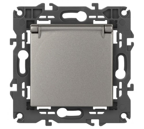 Розетка Elegance 14-2103-16 с заземлением со шторками с крышкой, 16А-250В, титан  Б0065811  ЭРА