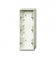 Коробка для открытого монтажа, 3 поста, серия future, цвет слоновая кость  1799-0-0916   2CKA001799A0916  ABB