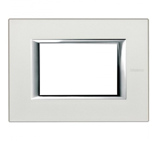 Axolute Рамка прямоугольная 3м, цвет серебро  HA4803SAN  Legrand