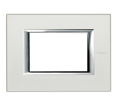 Axolute Рамка прямоугольная 3м, цвет серебро  HA4803SAN  Legrand