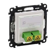 Valena LIFE Белый Розетка оптическая для подкл. оптоволок кабелей SC/APC (с лицевой панелью)  753130  Legrand