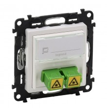 Valena LIFE Белый Розетка оптическая для подкл. оптоволок кабелей SC/APC (с лицевой панелью)  753130  Legrand