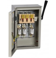 Ящик с рубильником ЯРП-100А 74 У1 IP54  YARP-100-74-54  IEK