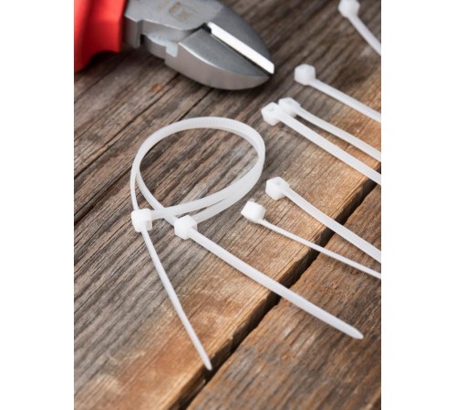 Хомут нейлоновый 2,5х200 (уп./100шт) EKF Simple  plc-c-2.5x200  EKF