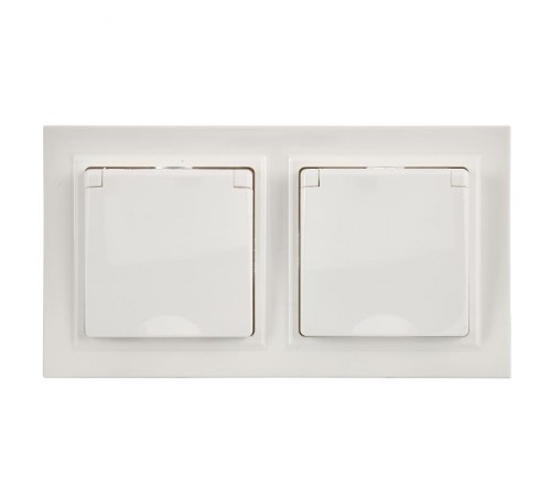 BRITE Розетка с крышкой 16А IP44 РСбш10-3-44-БрБ белый в сб 2шт  BR-R16-16-44-2-K01-F-PRO  IEK