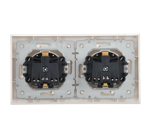 BRITE Розетка с крышкой 16А IP44 РСбш10-3-44-БрБ белый в сб 2шт  BR-R16-16-44-2-K01-F-PRO  IEK