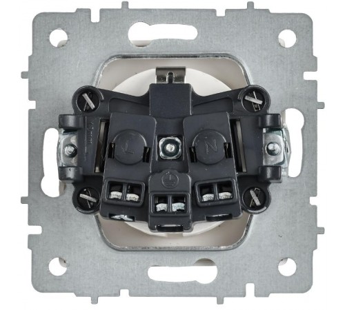 BRITE Розетка 1-местная с заземлением с защитными шторками 16А РС14-1-0-БрАБ арктический белый   BR-R14-16-K91  IEK