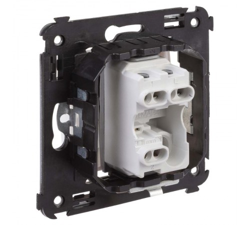 Переключатель одноклавишный в стену, "Avanti", "Белое облако"  4400113  DKC