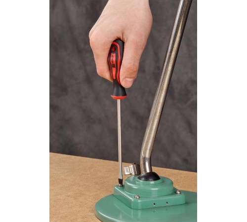 Отвертка Master SL5.5x125 мм EKF Basicsl-5.5-125-masEKF