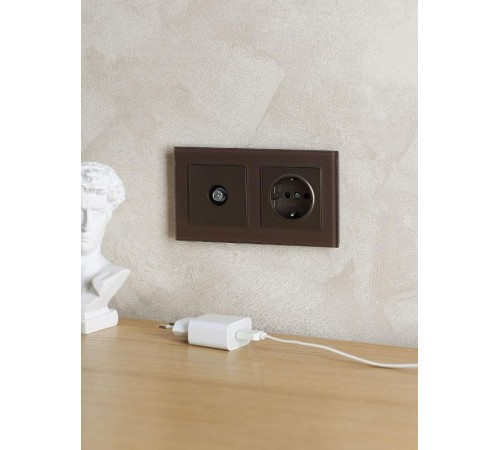 BRITE Рамка 2-ая РУ-2-2-БрТБ стекло темная бронза  BR-M22-G-K45  IEK