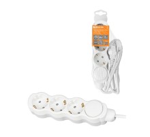 Удлинитель бытовой "Люкс" с выкл., 3 гнезда, 3 м, с/з, с з/ш, ПВС 3х1,5 мм2, 16 А, 250 В, 3700Вт  SQ1303-4067  TDM