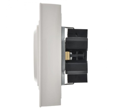 BRITE Розетка 2-местная с заземлением с защитными шторками плоская 16А в сборе РСшПл12-3-БрБ белый  BR-R28-16-K01-F-PRO  IEK