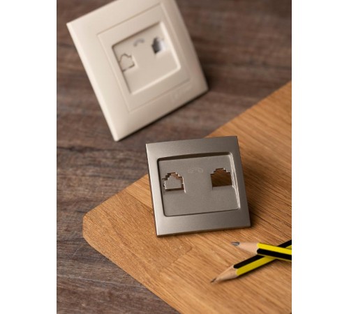 Валенсия лицевая панель розетки Phone 1-местная кашемир EKF PROxima   EST01-L-034-40   EKF