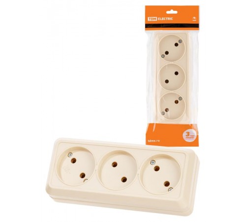 Розетка 3-х местная горизонтальная 2П открытой установки IP20 10A сл. кость "Ладога"  SQ1801-0224  TDM