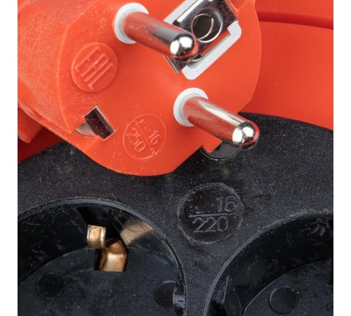 Удлинитель на катушке "Атлант 2.0" 4 гнезда 40м с заземлением  ПВС 3*1,0  10А/2,2кВт PROxima  UKA02-10-310-4-40  EKF