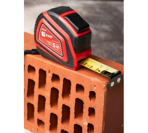 Рулетка измерительная РС-10 (5 м х 25 мм) Autostop Магнит EKF Expert  rs-10-5-25-quad  EKF