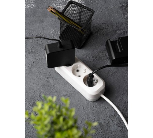 Удлинитель "Эксперт"  3 гнезда 2 метра 16А/3,5кВт с заземлением ПВС 3х1 EKF PROxima  UBA16-310-3-02  EKF