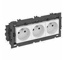 Розетка тройная 0° Modul45connect франц. стандарт, 250 В, 16A (белый) (STD-F0C8 RW3)  6120642  OBO Bettermann