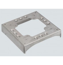 Simon Connect Соединительный цоколь, 3 перф. к/к 85x18мм, 1 отверст. к/к 130х18мм, сталь  KTA813-8  Simon