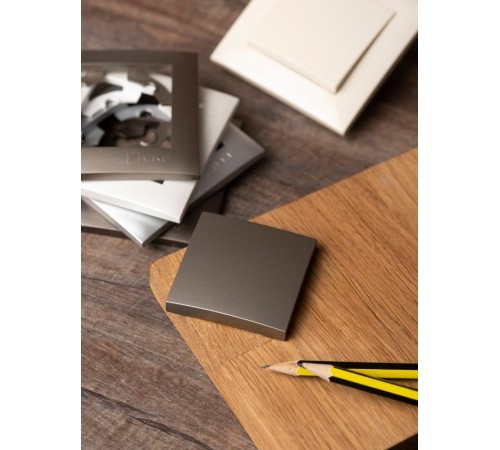 Валенсия лицевая панель выключателя 1-кл. 10А кашемир EKF PROxima   ESV10-L-021-40   EKF