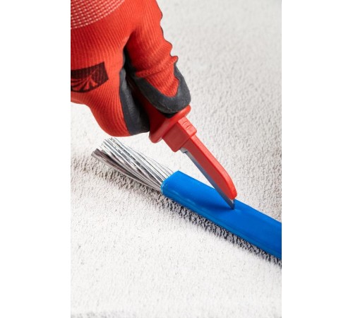 Нож для снятия изоляции с частично изолированным лезвием 1000V WS-33 EKF Professional  ws-33  EKF