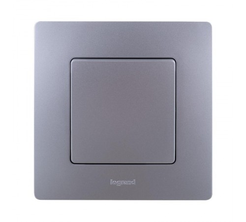 Etika Алюминий Переключатель перекрёстный 1-клавишный10АХ винтовые зажимы   672449  Legrand