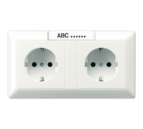 SCHUKO®-розетка для кабельных каналов 16 A / 250 B ~ AS1522NAWW Jung