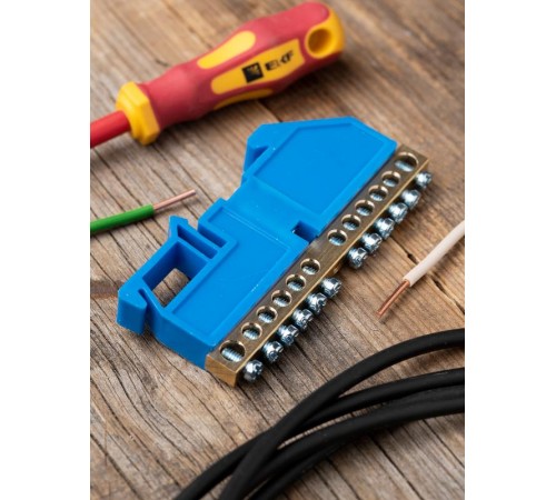 Шина "0" N 63.12 изолятор на DIN-рейку (латунь) EKF PROxima  sn0-63-12-d  EKF