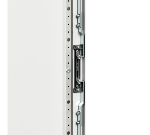 Накладка с ключом под двойную бородку 3 мм для CQE & CQE N  R5CE274  DKC