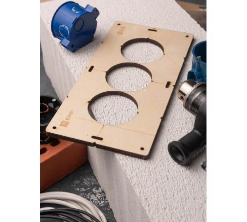 Шаблон для подрозетников c 3 отв. диам. 68 мм EKF Expert  sh-d68-3  EKF