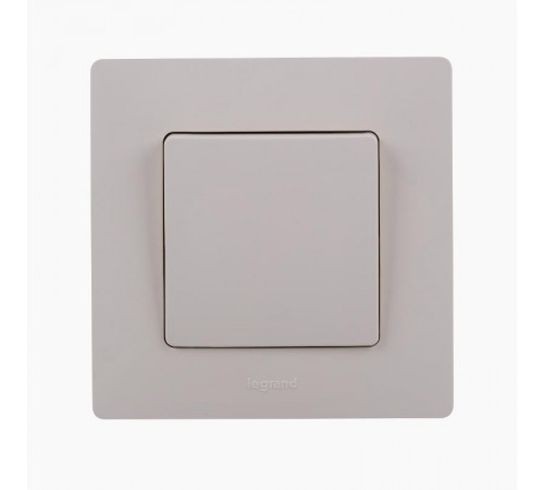 Etika Слоновая кость Переключатель перекрёстный 1-клавишный 10АХ винтовые зажимы   672349  Legrand