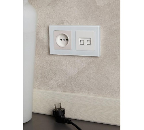 BRITE Рамка 2-ая РУ-2-2-БрБ стекло белый  BR-M22-G-K01  IEK