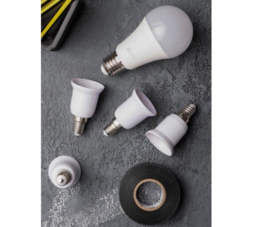 Переходник Е14-Е27 белый PROxima  AD-E14-E27-w  EKF