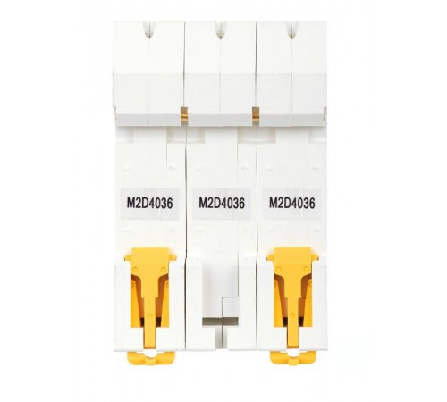 Выключатель автоматический трехполюсный M06N 3P D 40А 6кА ARMAT  AR-M06N-3-D040  IEK