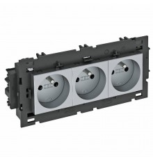 Розетка тройная 0° Modul45connect франц. стандарт, 250 В, 16A (серебристый) (STD-F0C8 AL3)  6120652  OBO Bettermann