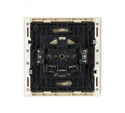 FORTE&PIANO Розетка с заземлением со шторками в/к 16А FP415 ваниль  FP-R14-16-K10  IEK