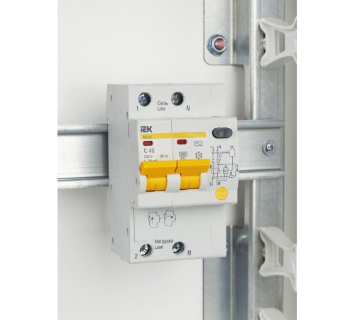 Выключатель автоматический дифференциального тока АД12 2п 40А C 30мА тип AC (3 мод)  MAD10-2-040-C-030  IEK