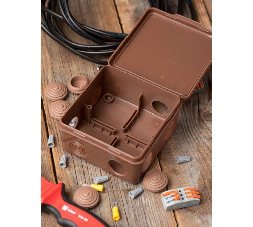 Коробка распределительная КМР-030-014 с крышкой (105х105х50), 8 мембранных вводов тёмное дерево IP54 EKF PROxima  plc-kmr-030-014-t  EKF